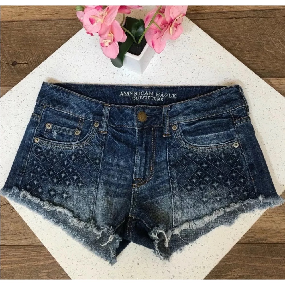 American eagle wedgie cheeky shorts size 2